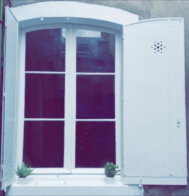 Apartment Le Black And White Centre-ville Historique Bourges